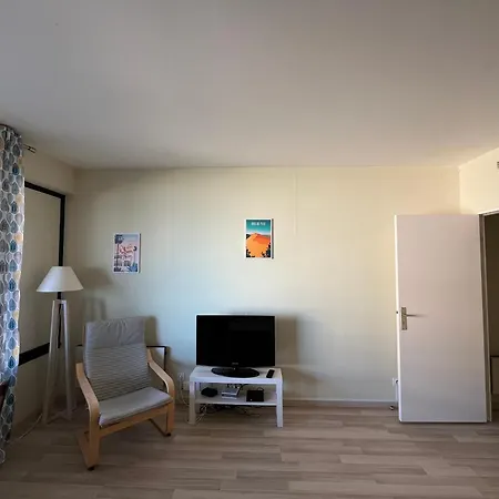 Centre - Confortable Proche Plage, Wifi - Fr-1-319-423 Apartment