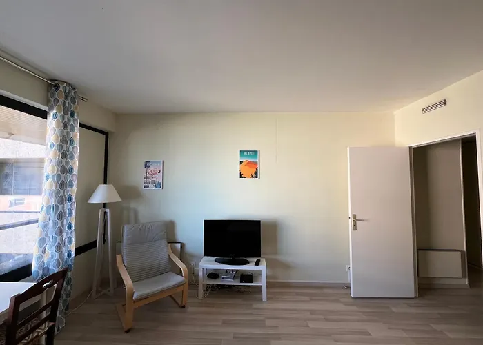 Centre - Confortable Proche Plage, Wifi - Fr-1-319-423 Apartment